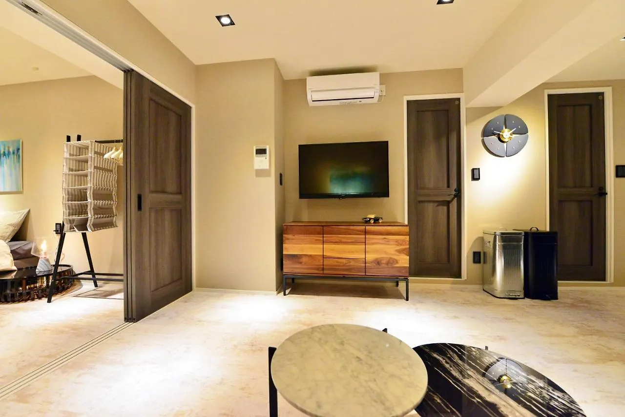 Omotesando Chic 2-Bedroom 6Pax Japan