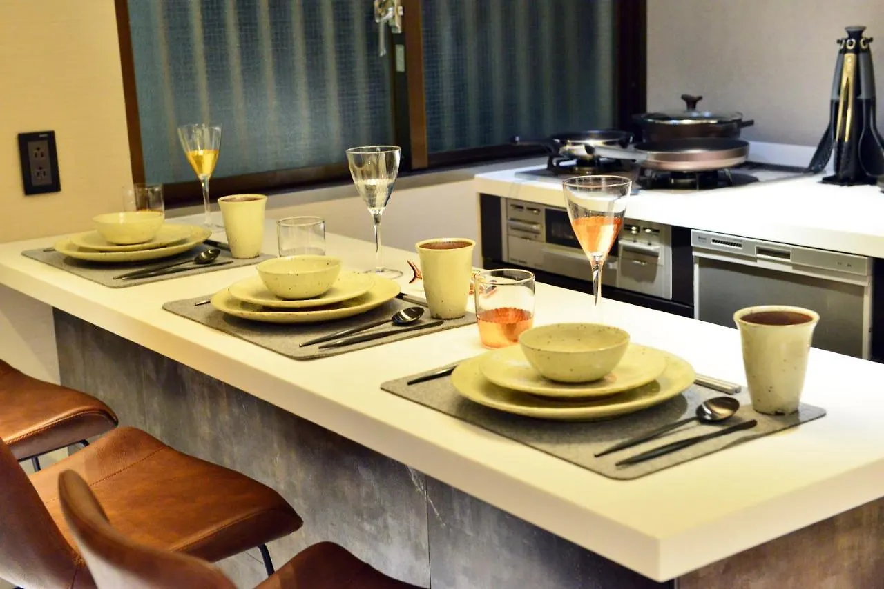 Omotesando Chic 2-Bedroom 6Pax Tokyo